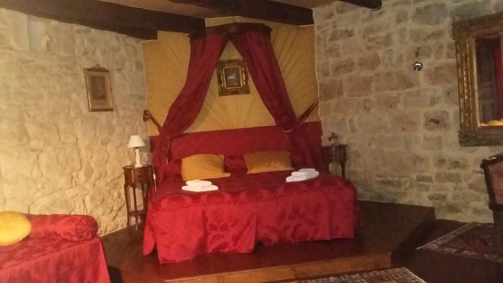 Prieure De Las Canals Hotel Valady Luaran gambar