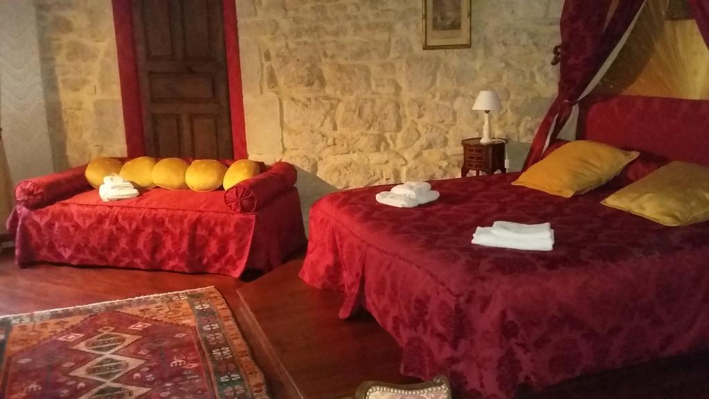 Prieure De Las Canals Hotel Valady Luaran gambar
