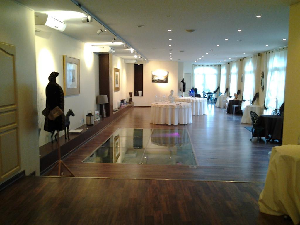 Prieure De Las Canals Hotel Valady Luaran gambar